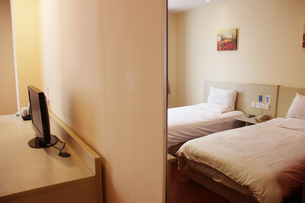 Hanting Express Shenyang Longemont Square Room photo